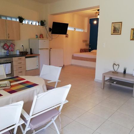 Althea Holiday Studio Agia Marina  Bagian luar foto